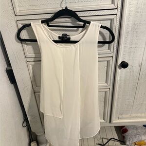 Women's White Sleeveless Top